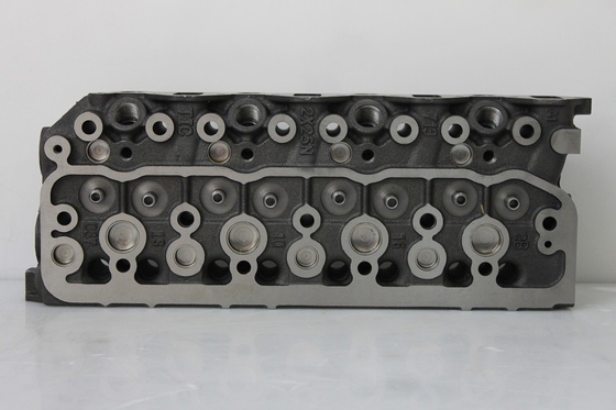 Cylinder Head 4DR5 &amp; 4DR7 Suku Cadang Mesin Otomatis Bare Head Hanya Bahan Aluminium
